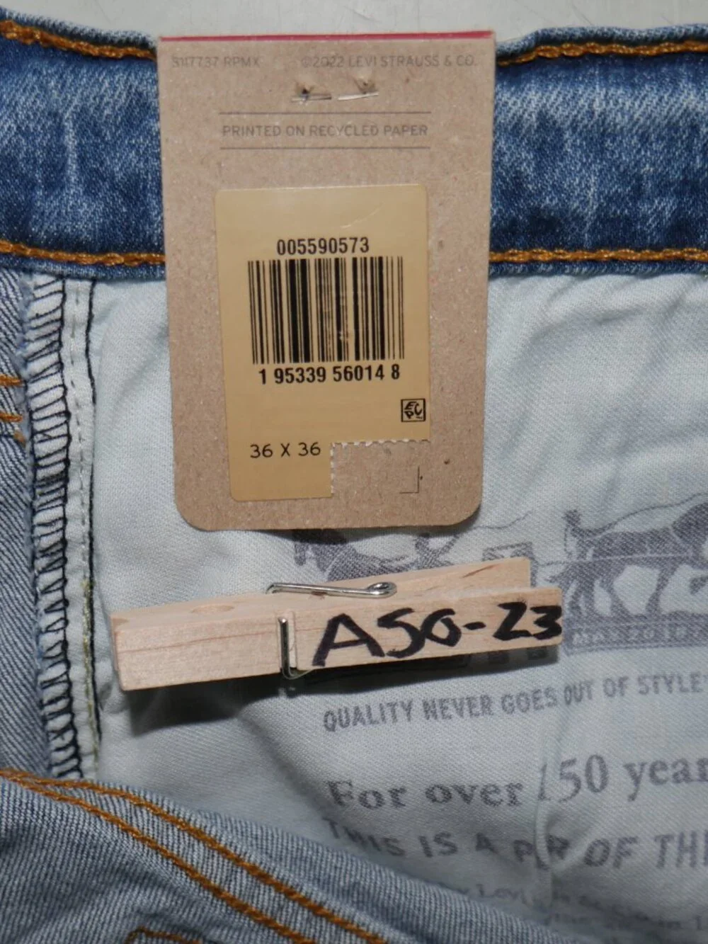 Levis 559 Men's Relaxed Fit Jeans Size 36x36 Medium Wash Stretch Denim NWT